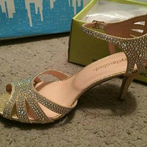 City classified brand high heals, size 7.5